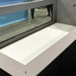 Piscina em polipropileno com as dimensões de 6,5 m x 2,5 m e janela com 4 m de largura.